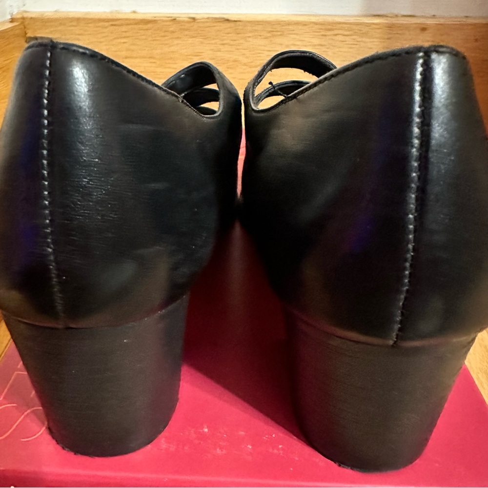 Mootsies Tootsies leather shoes size 9 1/2 - Picture 9 of 14